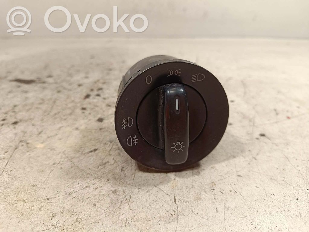 Volkswagen Amarok Interruptor de luz 