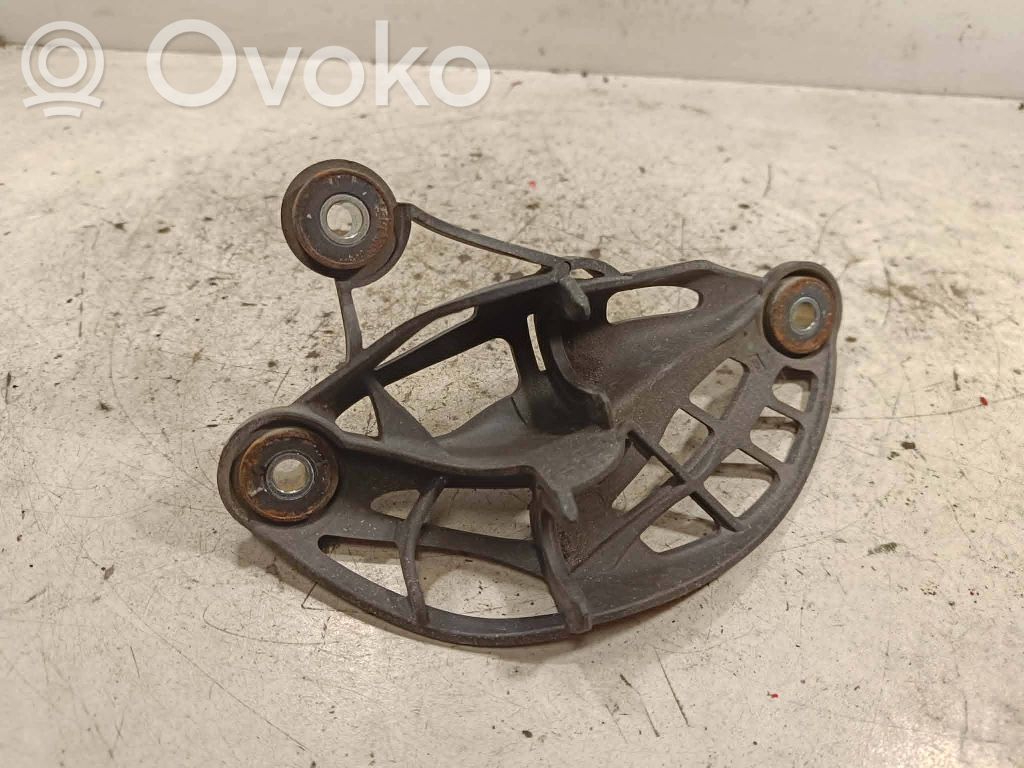 Opel Insignia B Gear shift cable bracket 