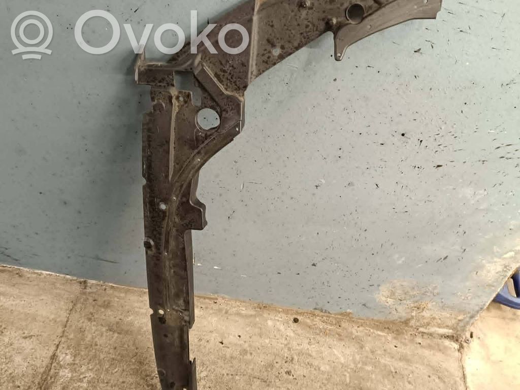 Jeep Grand Cherokee Radiator trim 