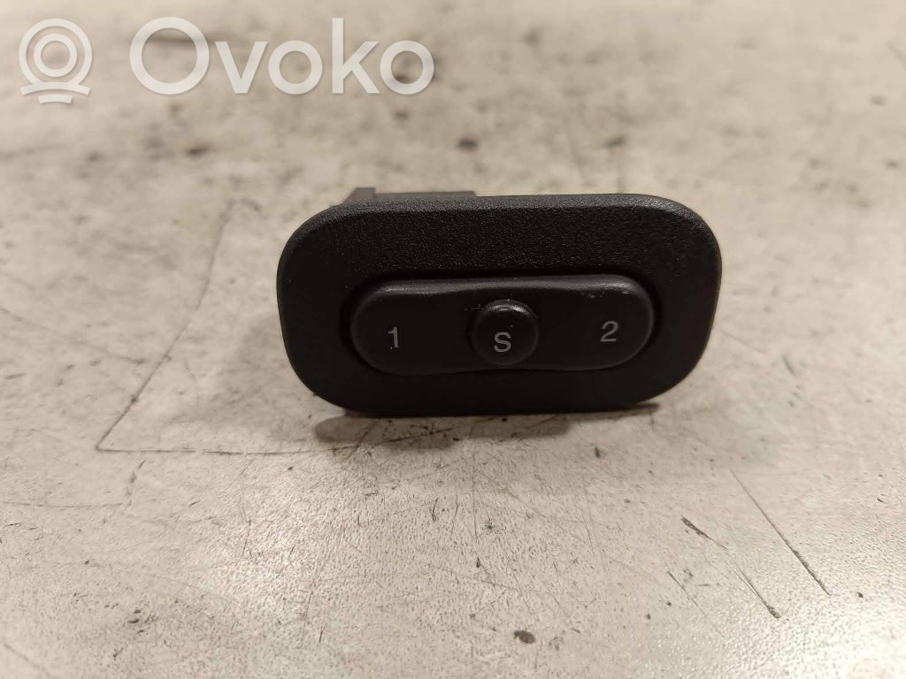 Jeep Grand Cherokee Seat memory switch 