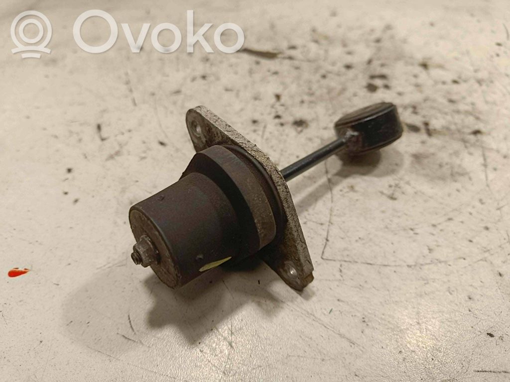 Audi Q7 4M Engine mounting bracket 