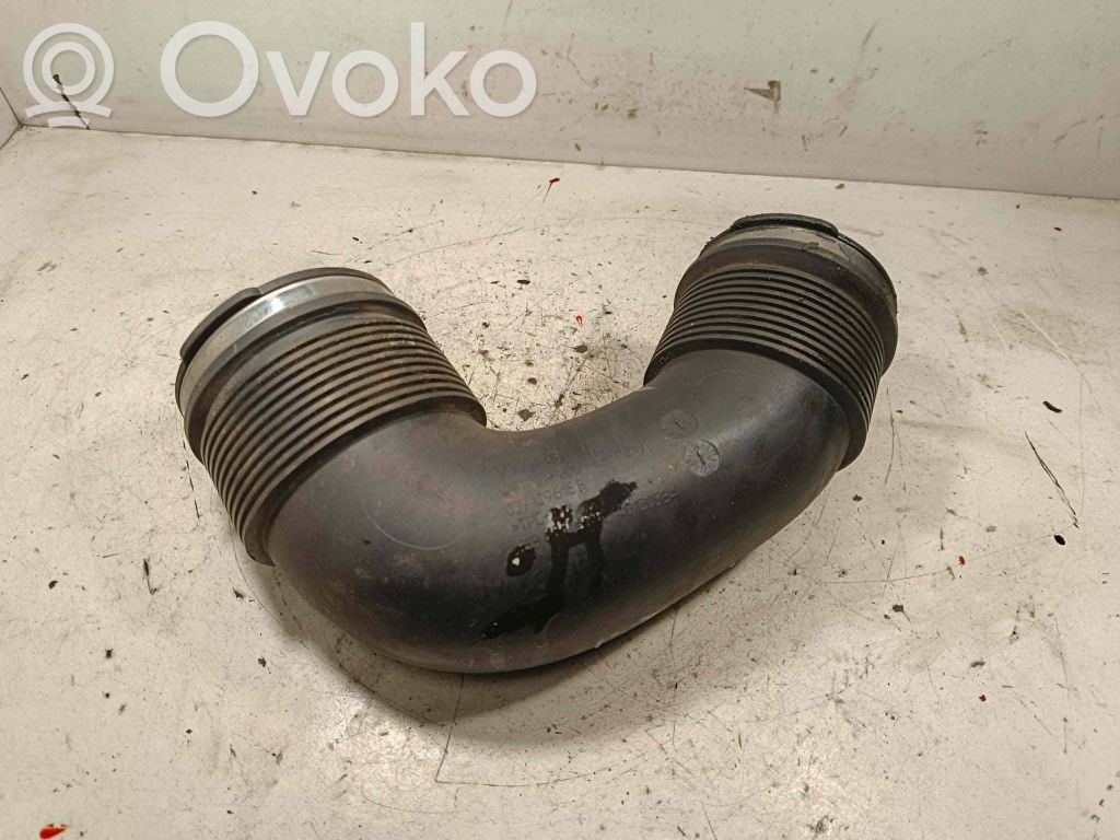 Audi Q7 4M Engine coolant pipe/hose 