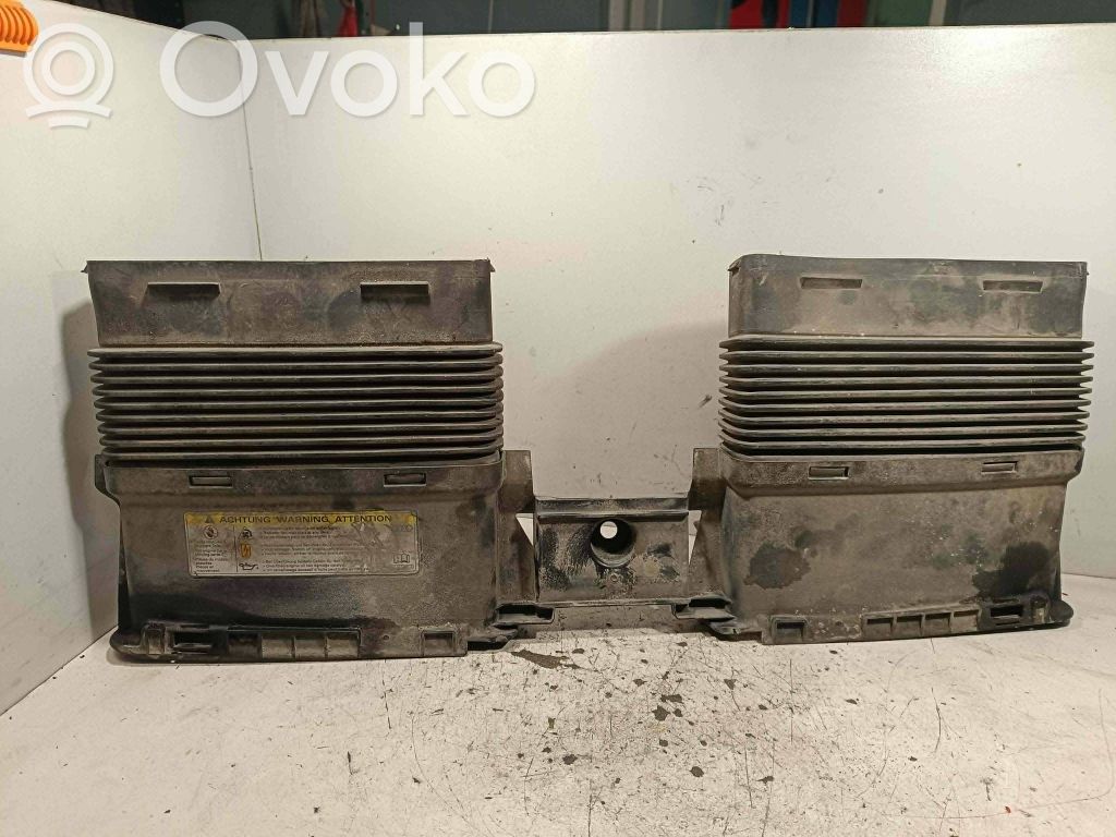 Audi Q7 4M Część rury dolotu powietrza 