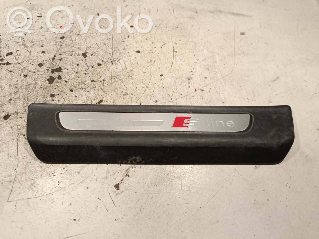 Audi Q7 4M Moldura protectora del borde trasero 