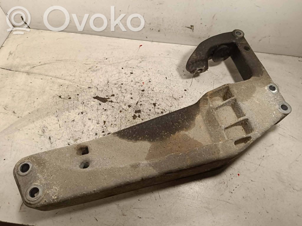 BMW X3 F25 Gearbox mounting bracket 
