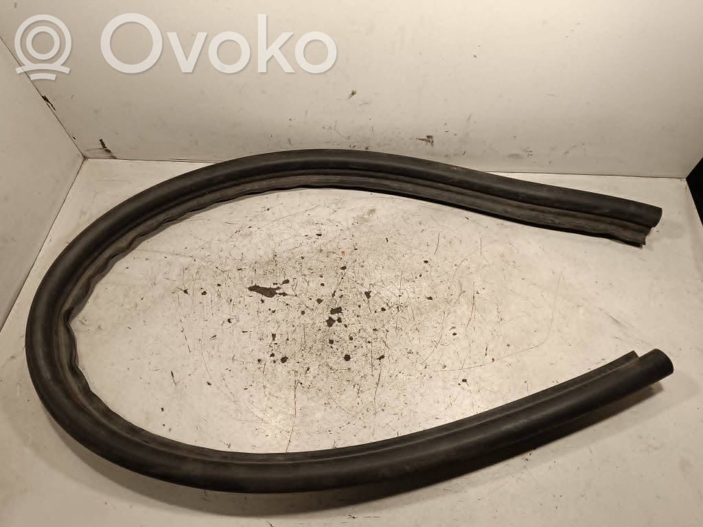 Audi SQ7 Engine compartment rubber 