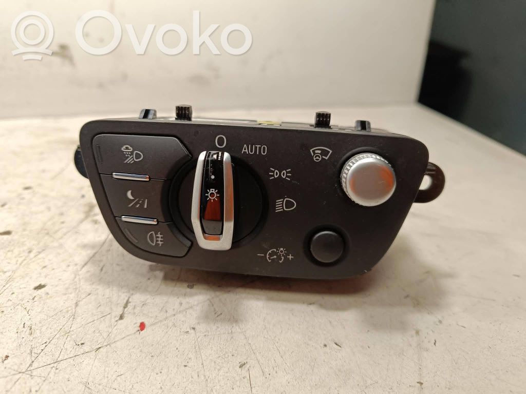 Light switch   4M0941531AD