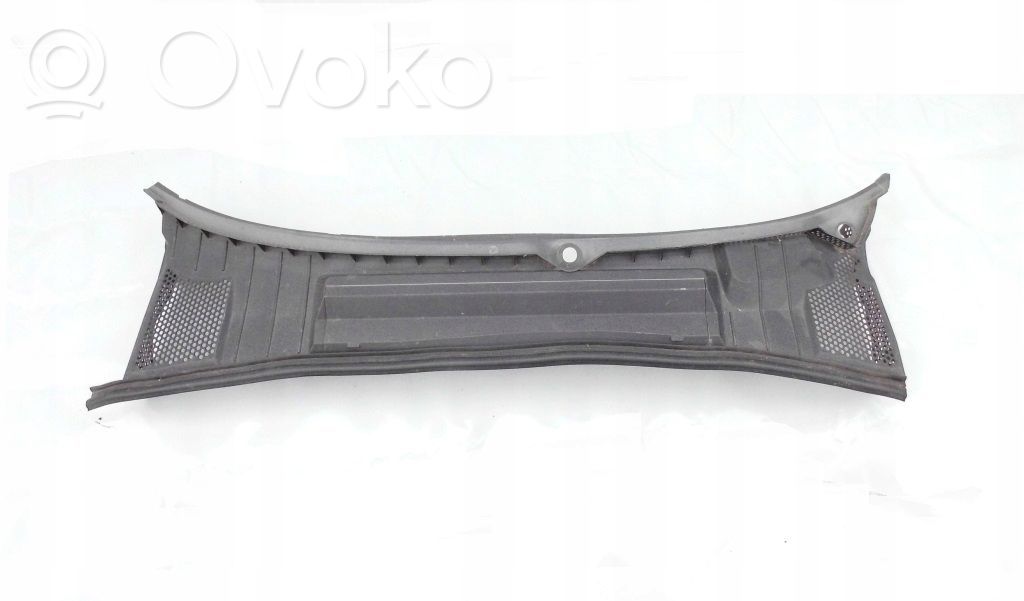 Opel Vectra B Wiper trim 