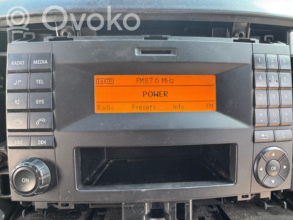 Mercedes-Benz Sprinter W906 Panel / Radioodtwarzacz CD/DVD/GPS 