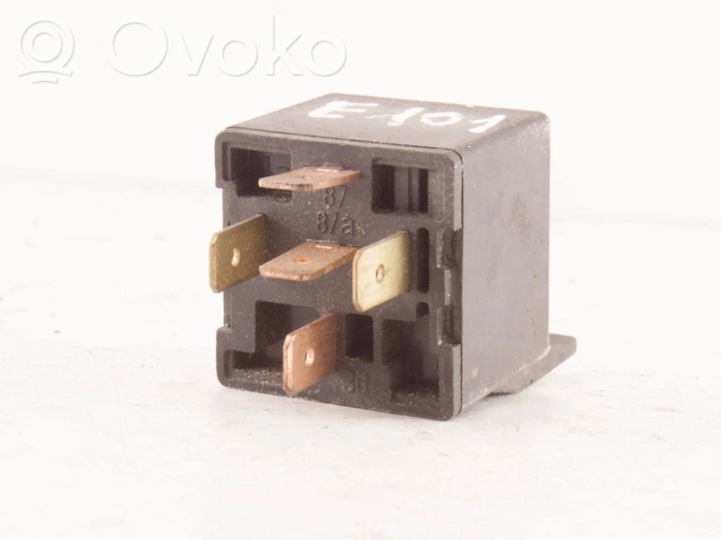 Opel Zafira A Other relay 