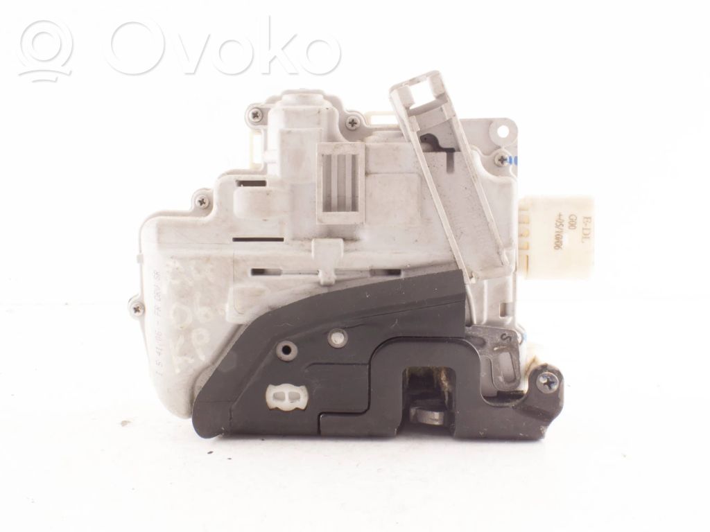Audi A4 S4 B7 8E 8H Front door lock 