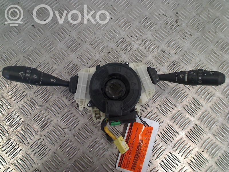 Boutons / interrupteurs volant   8600A331XA,8600A331XA,8600A331XA