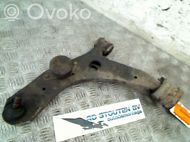 Brazo de suspensión delantero