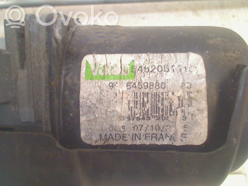 Peugeot 1007 Mechanizm i silniczek wycieraczek szyby przedniej / czołowej 