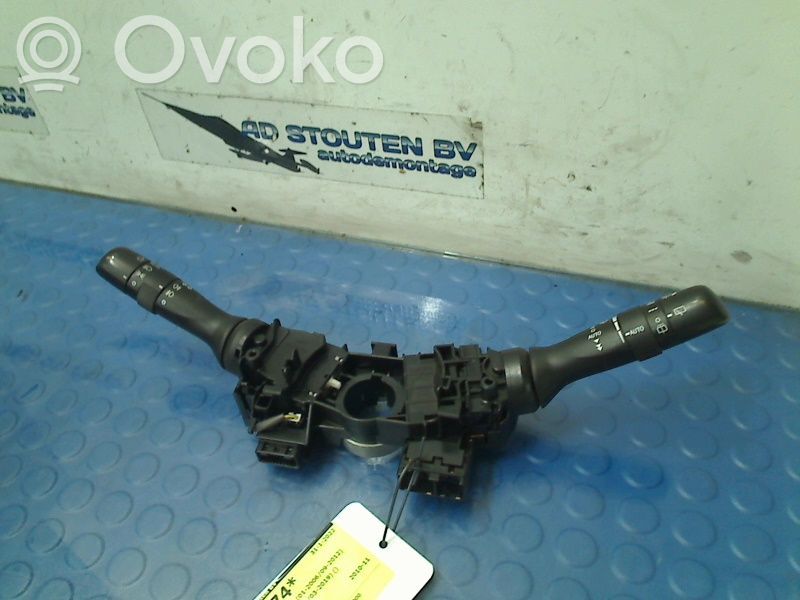 Toyota Auris 150 Przełącznik / Przycisk kierownicy