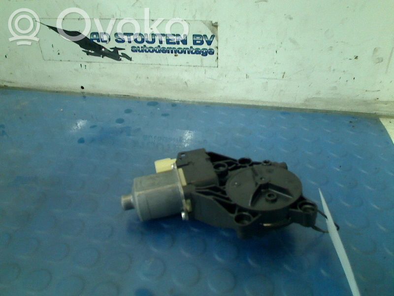 Ford Fiesta Motor macara geam ușă față