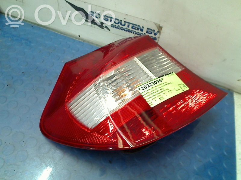 Rear/tail lights   692450113,692450113,692450113