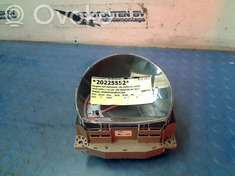 Peugeot 107 Tachimetro (quadro strumenti)