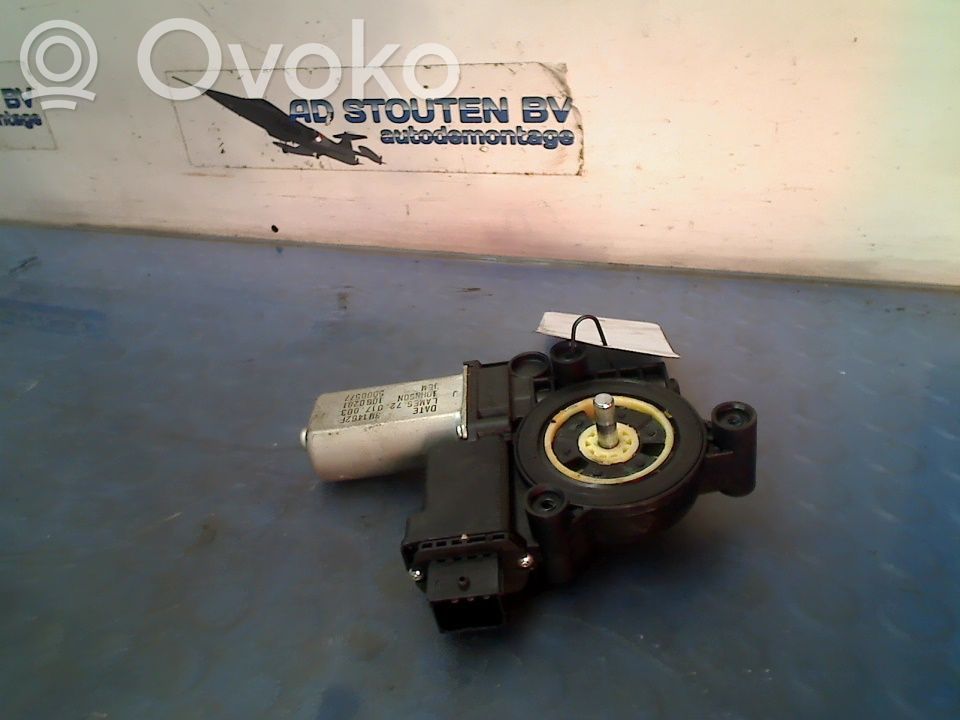 Motor del regulador de la ventanilla de la puerta delantera   5000577,5000577,5000577