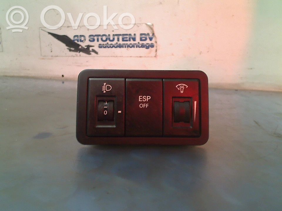 Hyundai i20 (PB PBT) Interruptor de control de altura del faro delantero 