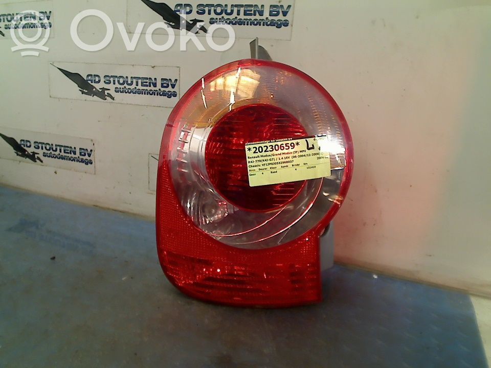 Luz trasera/de freno   8200212205,8200212205,8200212205