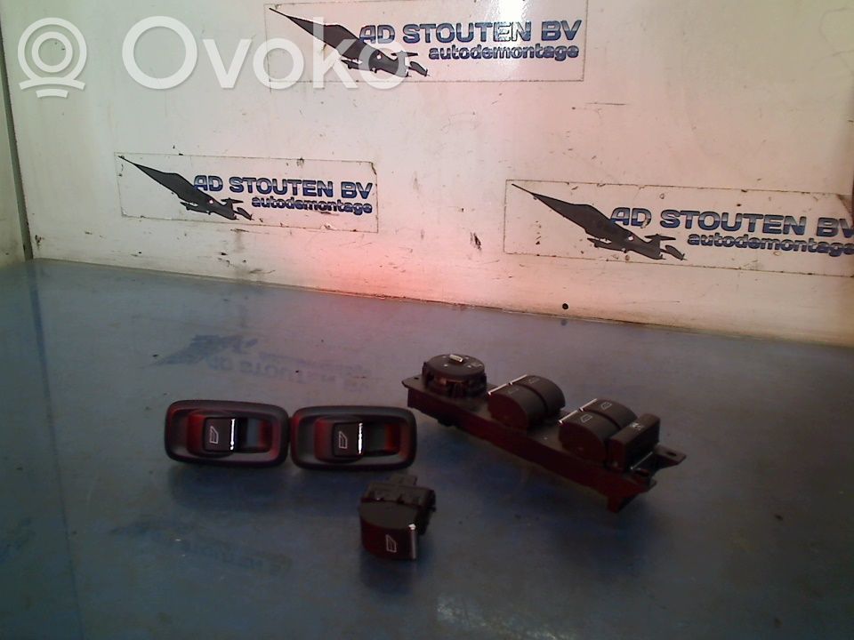 Ford Fiesta Electric window control switch 