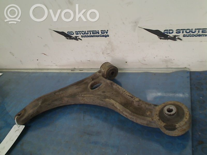 Opel Movano B Brazo de suspensión delantero 