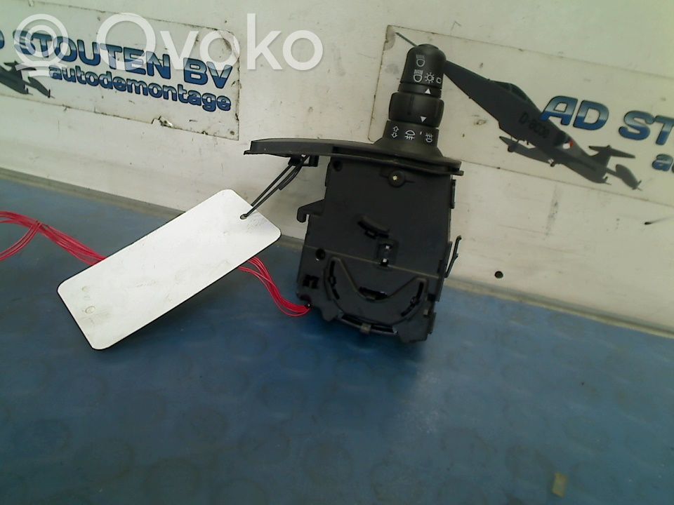Renault Clio III Light switch 
