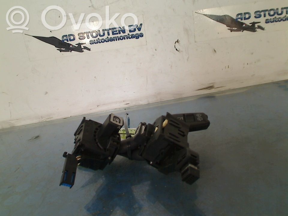 Audi A3 S3 8P Butoane/comutatoare pe volan