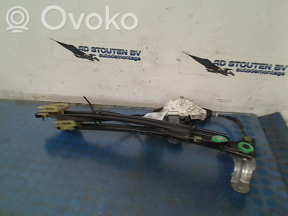 Volkswagen Golf VII Mechanizm podnoszenia szyby przedniej bez silnika 