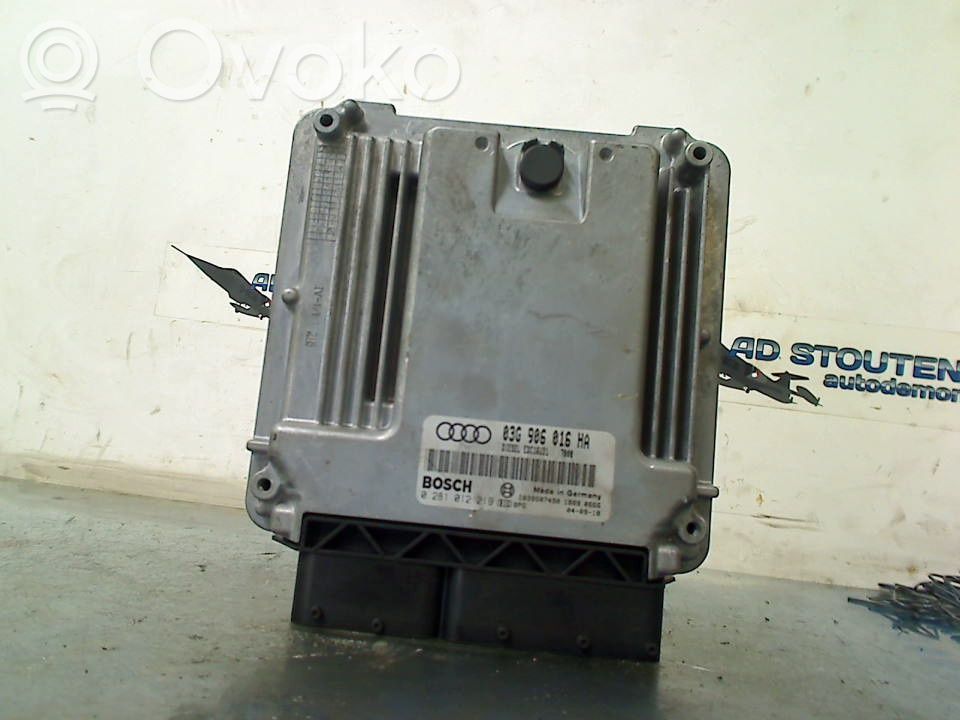 Audi A4 S4 B6 8E 8H Engine control unit/module 