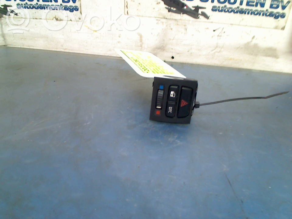 Botón interruptor de luz de peligro   033625107,033625107,033625107