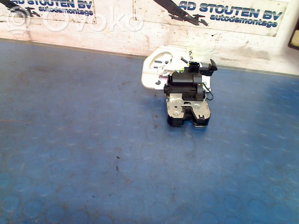 Volkswagen PASSAT B8 Blocco/chiusura/serratura del portellone posteriore/bagagliaio 