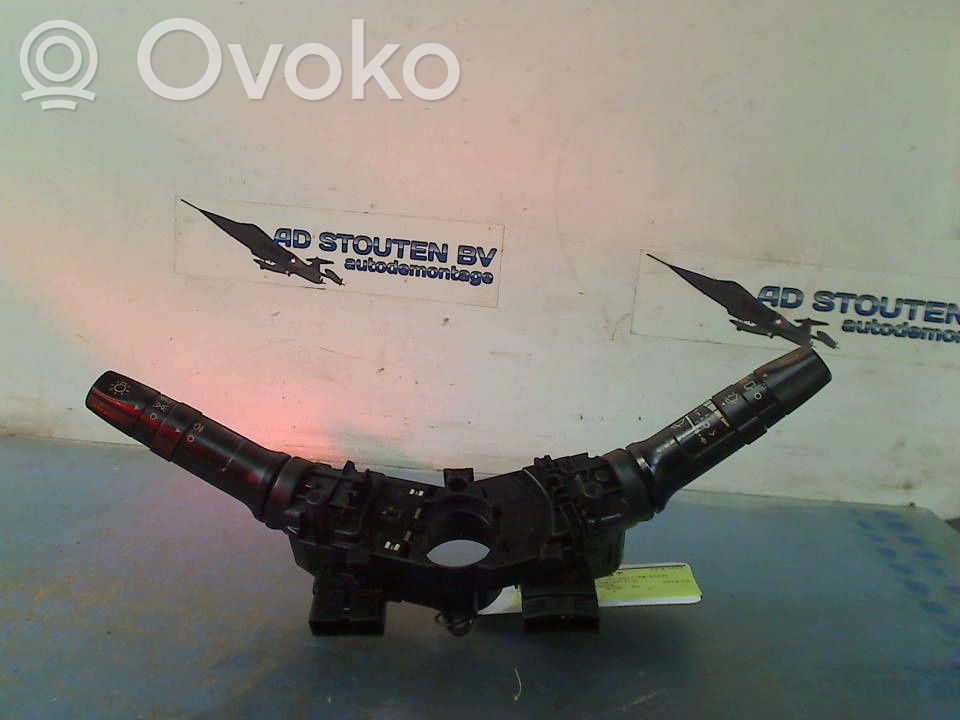 KIA Picanto Pulsanti/interruttori sul volante 