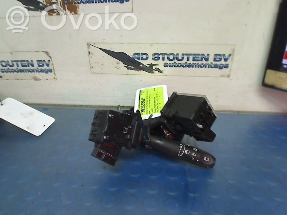 Hyundai i10 Butoane/comutatoare pe volan 