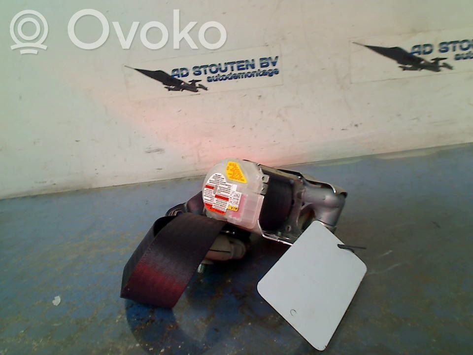 Suzuki Swift I Cinturón delantero 