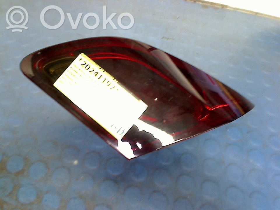 Opel Astra J Lampa tylna