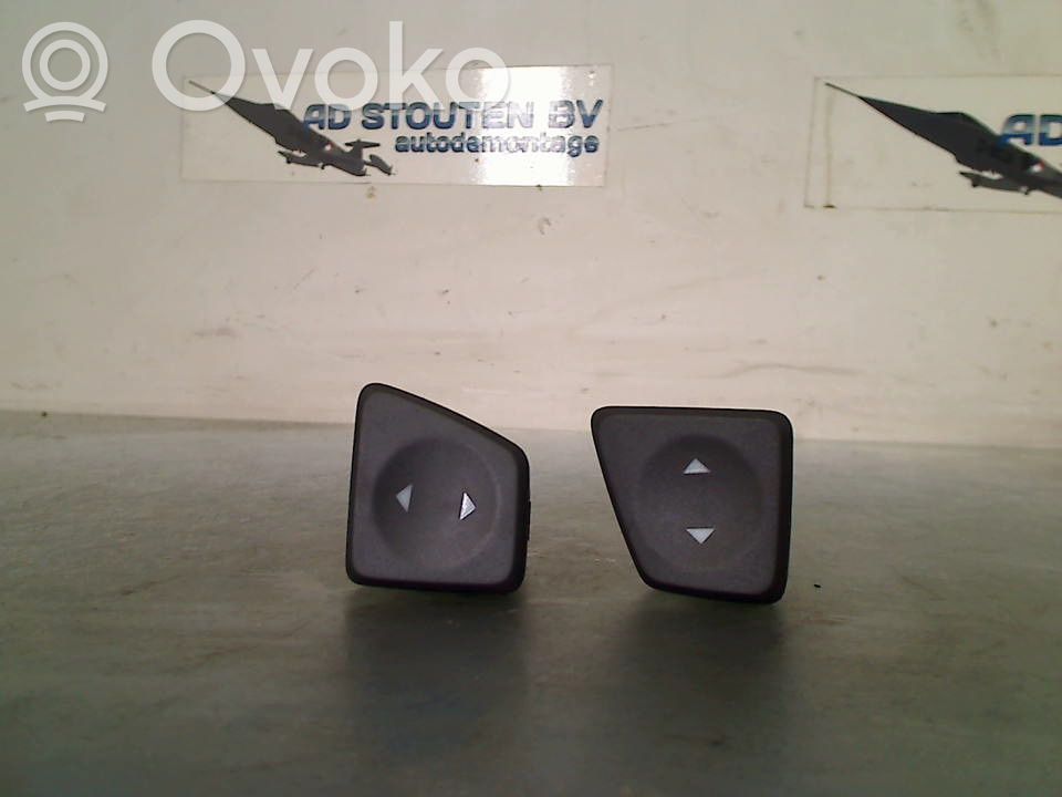 Fiat 500 Electric window control switch 