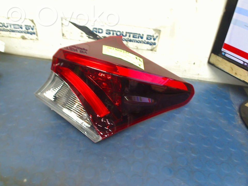 Toyota Auris E180 Rear/tail lights 