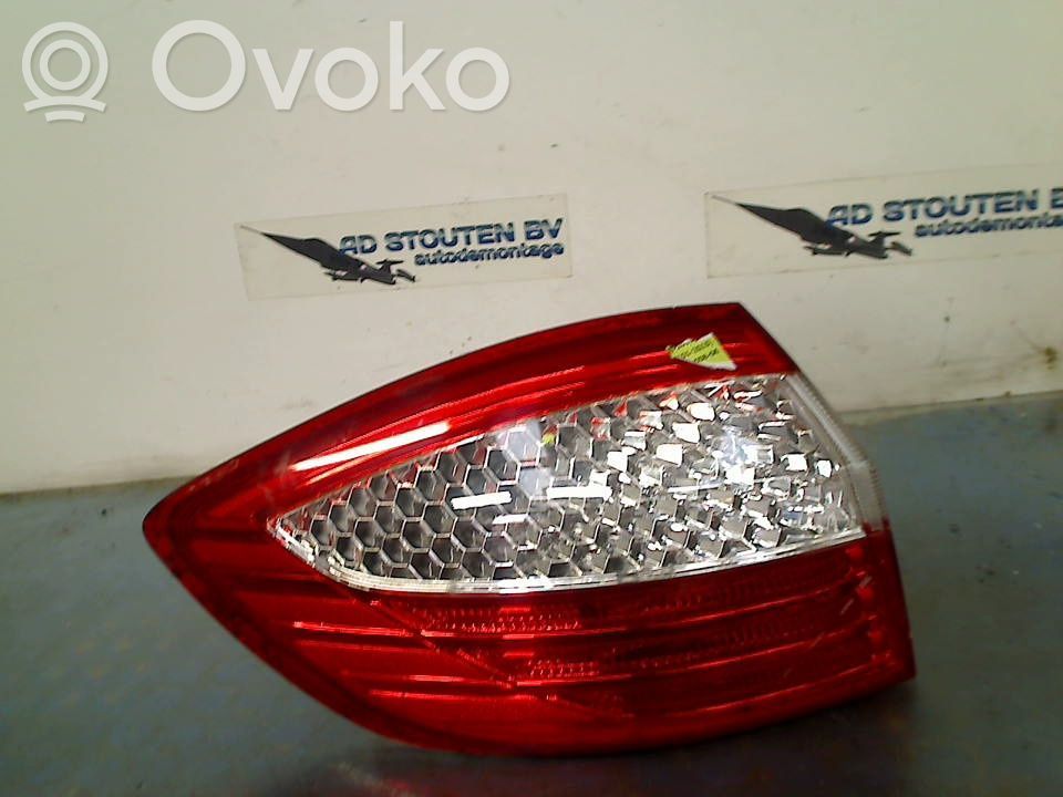 Ford Mondeo MK IV Luci posteriori