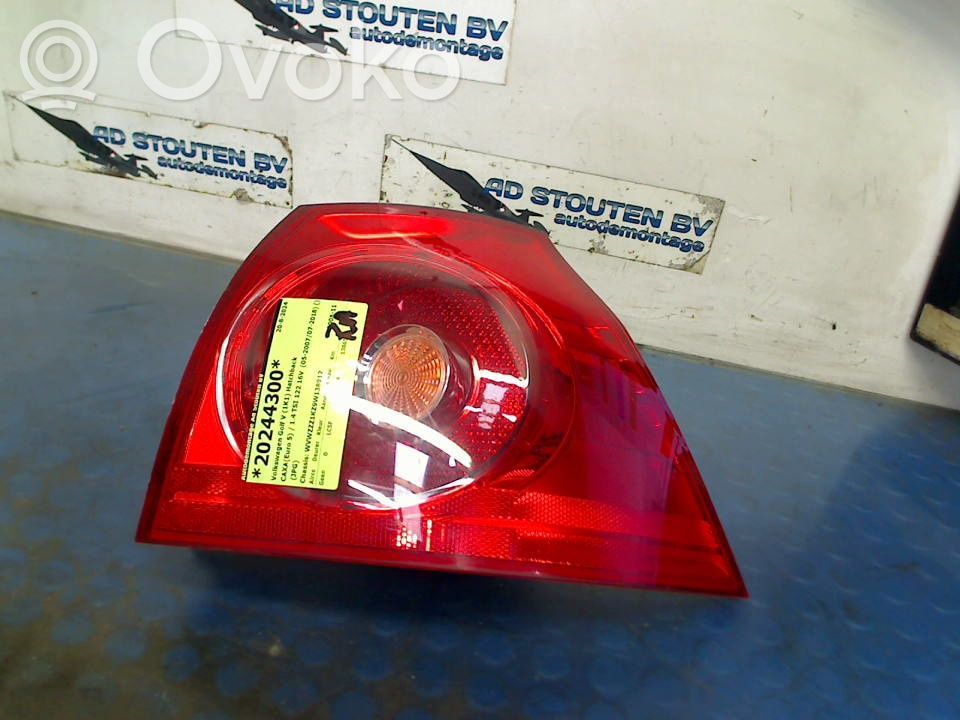 Volkswagen Golf V Luci posteriori