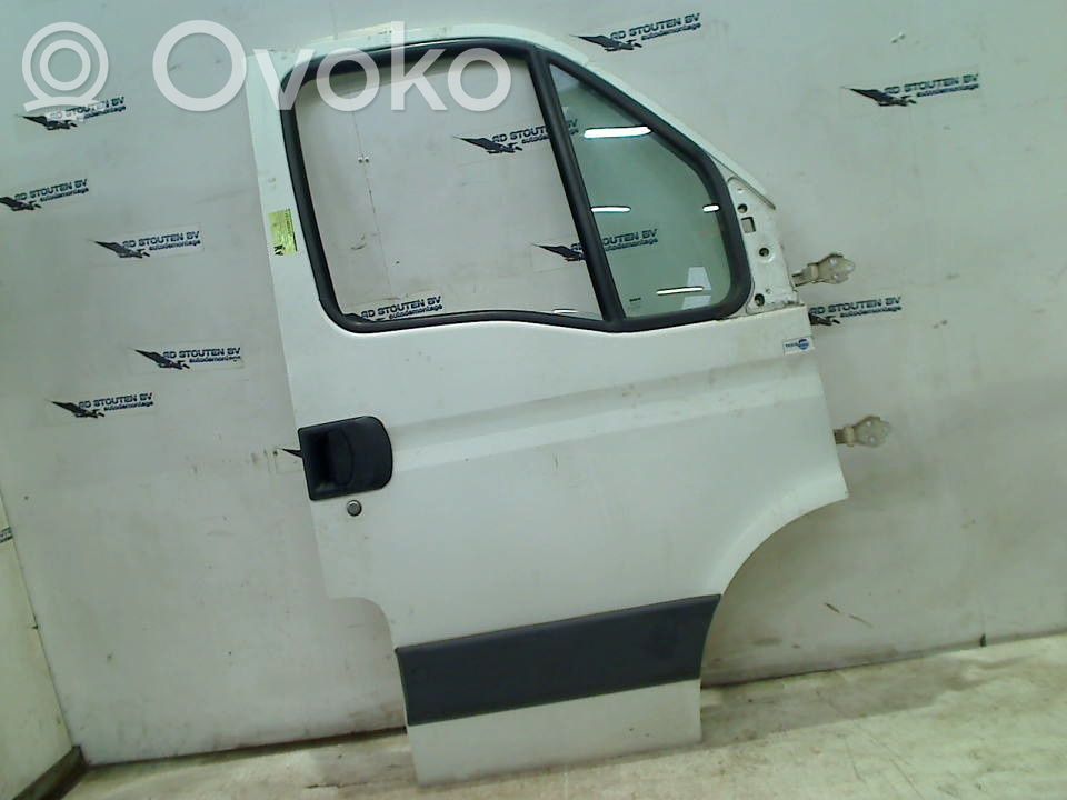 Ovi (2-ovinen coupe)