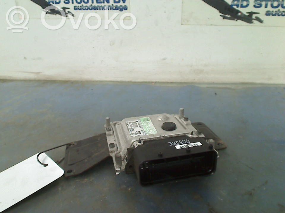 KIA Pro Cee'd I Engine control unit/module 