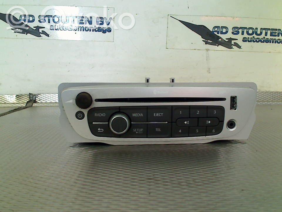 Renault Megane III Unité de navigation Lecteur CD / DVD 