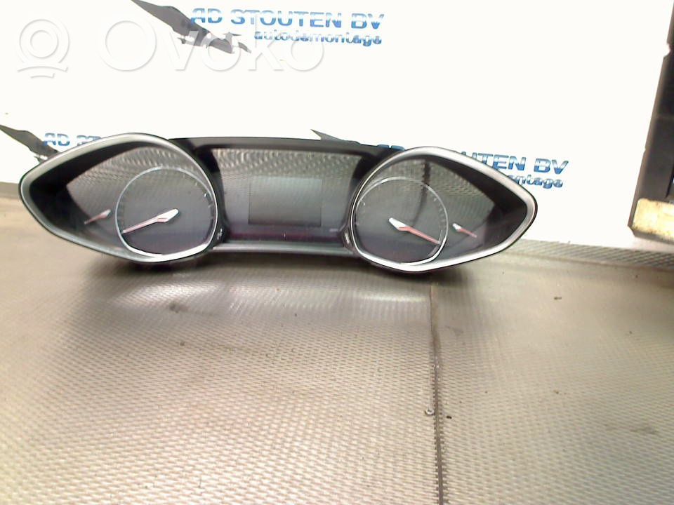 Peugeot 308 Vitezometru (grup de instrumente)