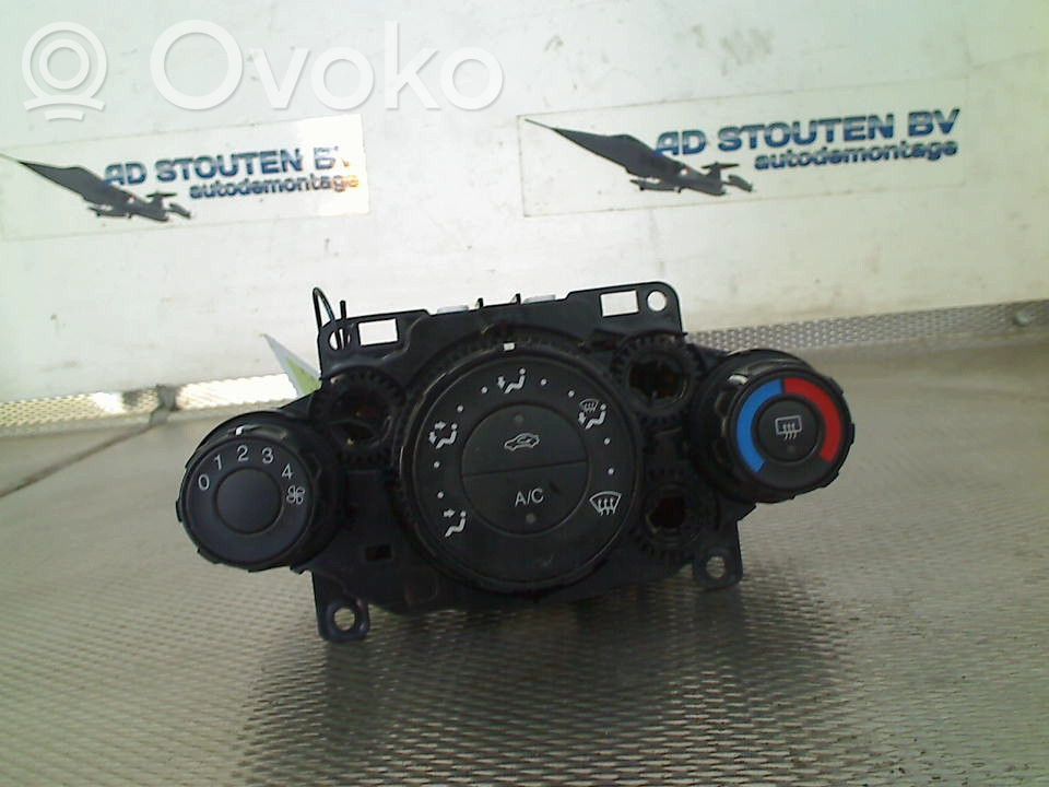 Ford Fiesta Panel klimatyzacji 