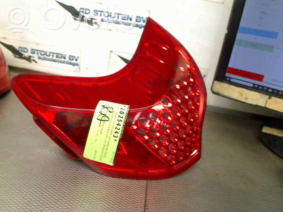 Peugeot 3008 I Lampa tylna