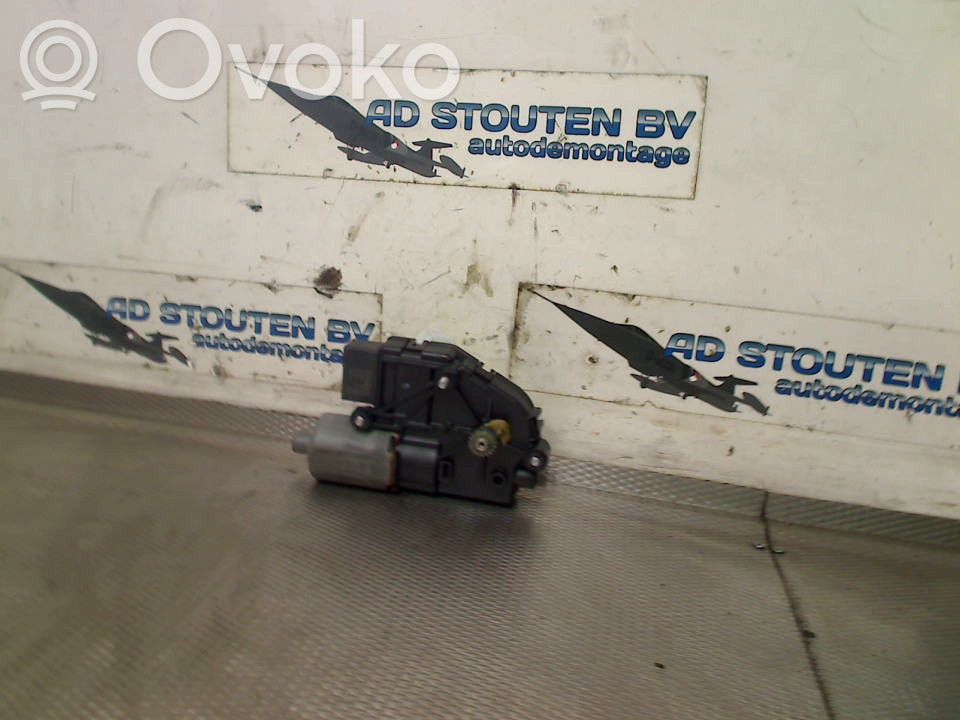 Audi Q5 SQ5 8R Silniczek szyberdachu