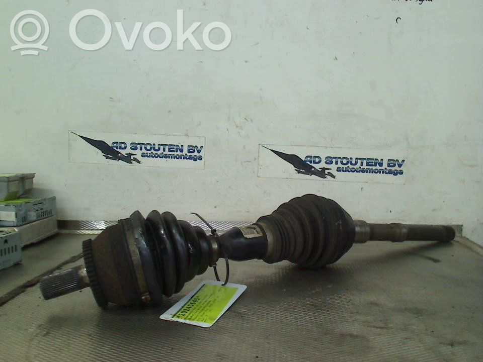 Volvo XC90 Priekinis pusašis 