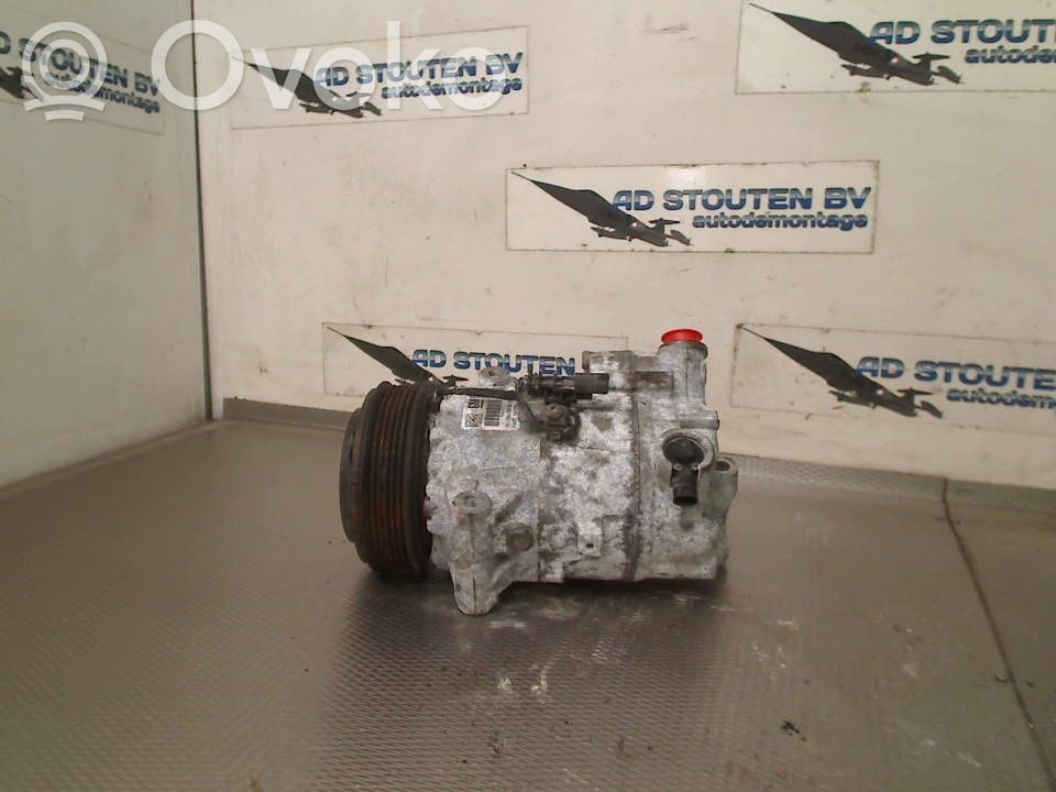 Opel Zafira C Compressore aria condizionata (A/C) (pompa) 